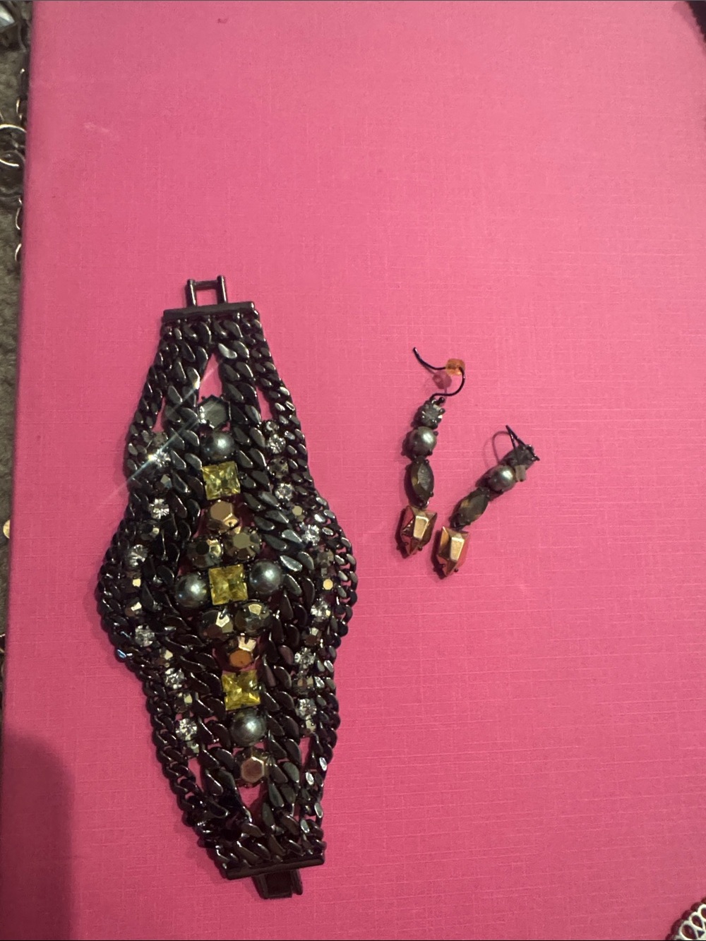 Stella & Dot Kahlo Bracelet with Drop Earrings